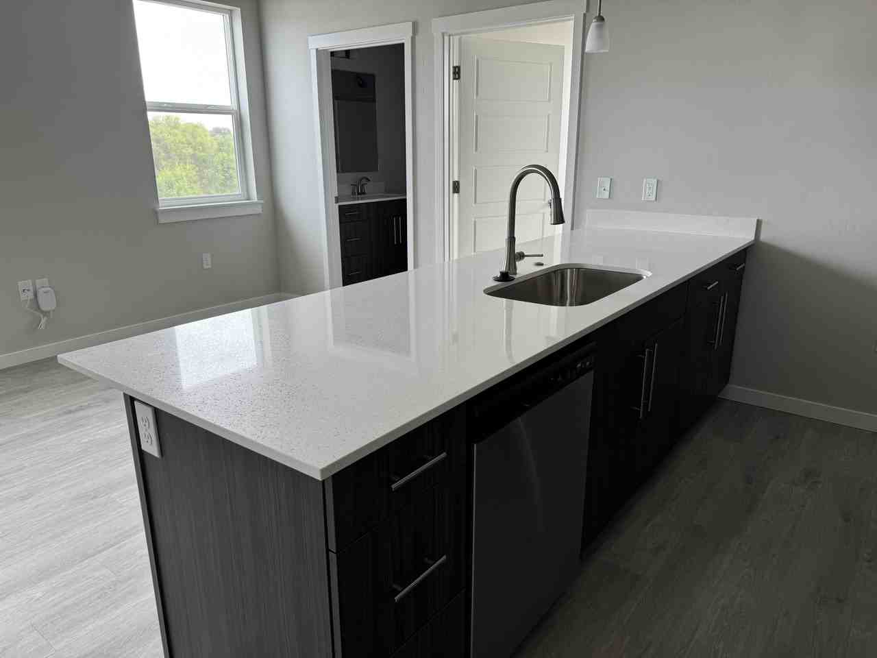 532 North 44th Street - Photo 4 of 50