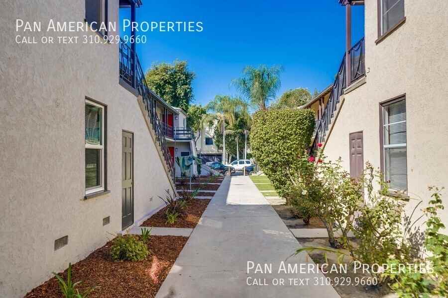 2466 Cedar Ave - Photo 2 of 29