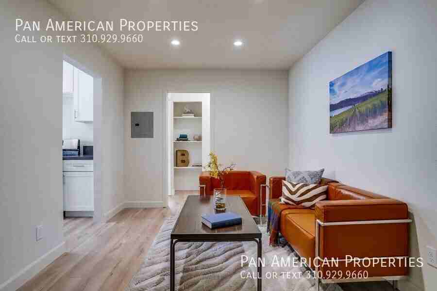 2466 Cedar Ave - Photo 5 of 29