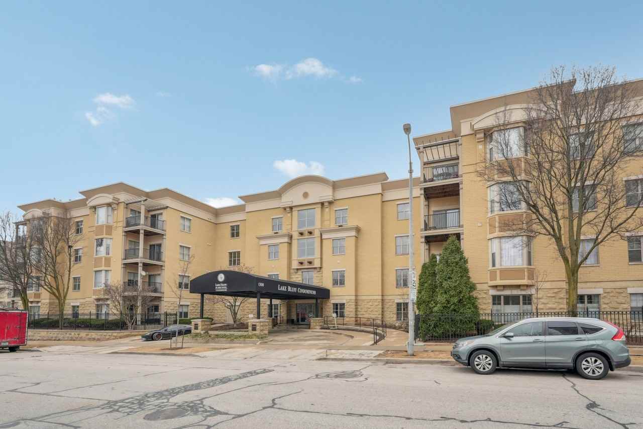 1300 North Prospect Avenue #326 - Photo 2 of 35