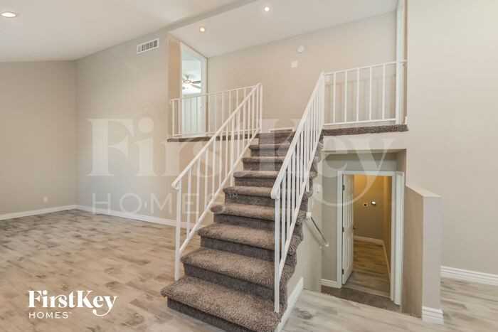 4450 W Meggan Pl - Photo 3 of 15