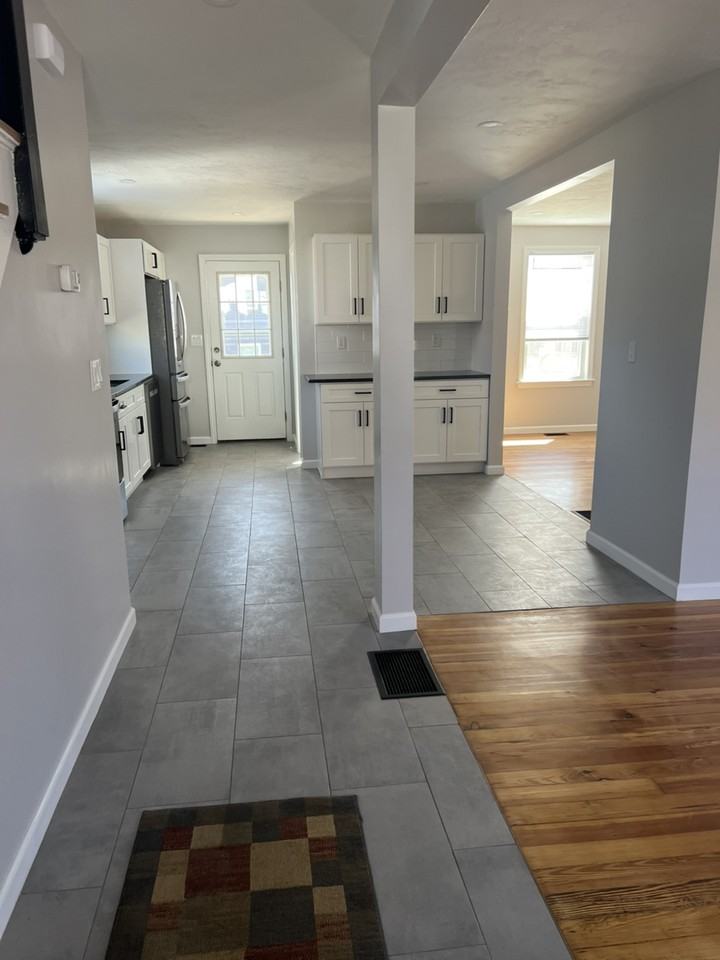 90 Water St - Photo 3 of 16