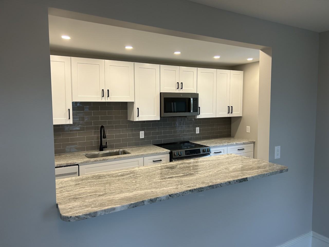 20 E Collingswood Ave #B - Photo 2 of 18