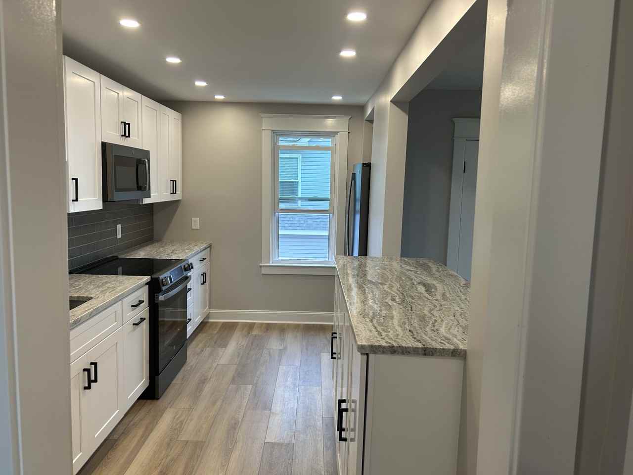 20 E Collingswood Ave #B - Photo 3 of 18