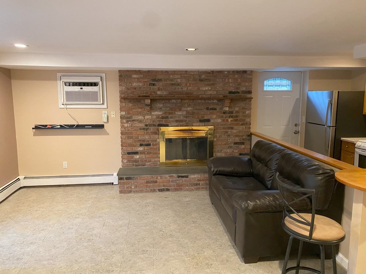 68 Terrehans Ln - Photo 3 of 8