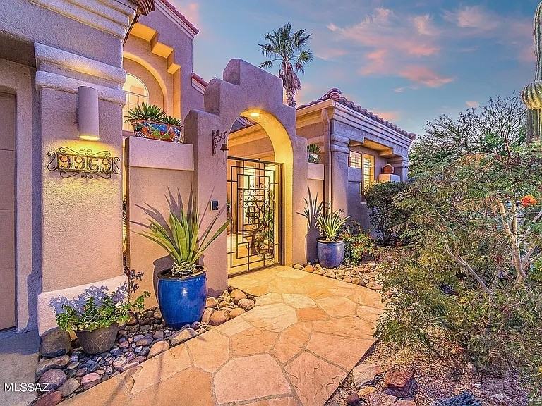 9969 N Bighorn Butte Dr #NA - Photo 3 of 30