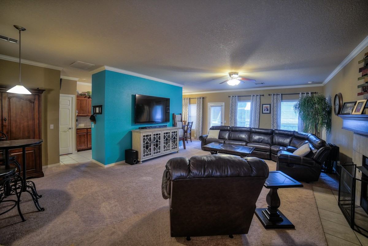 1800 Fawn Valley Ln #NA - Photo 3 of 17