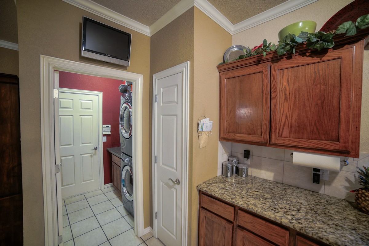 1800 Fawn Valley Ln #NA - Photo 6 of 17