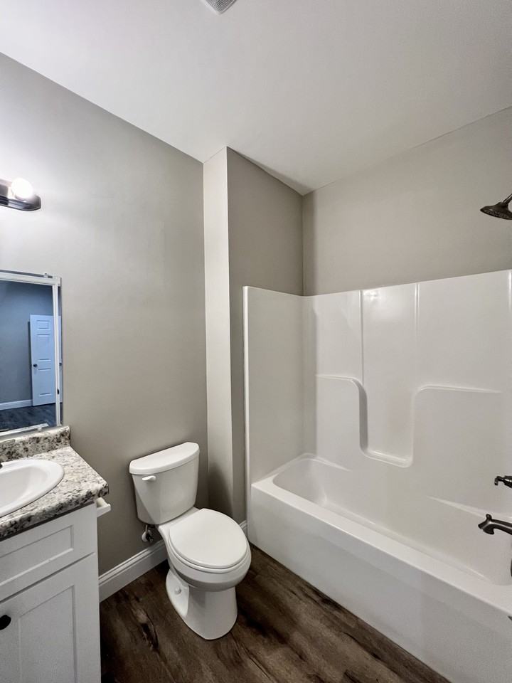 13585 Laurel Oaks Ln #NA - Photo 5 of 15