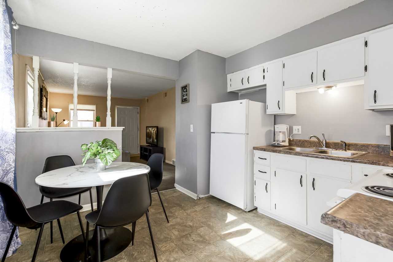 13861 E 35th Street Ct S #B - Photo 7 of 12