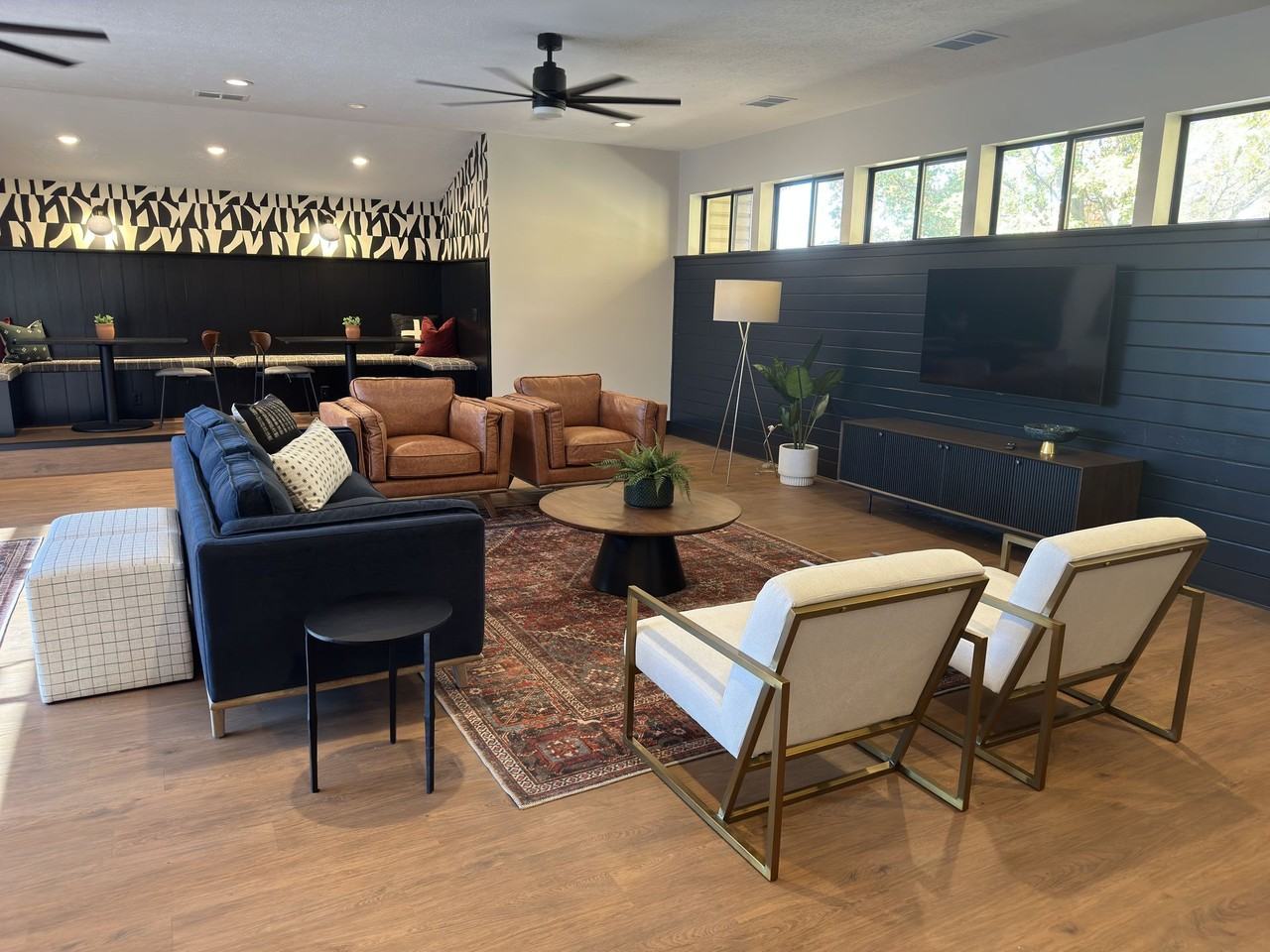 Sugarbush Apartments - Photo 7 of 27