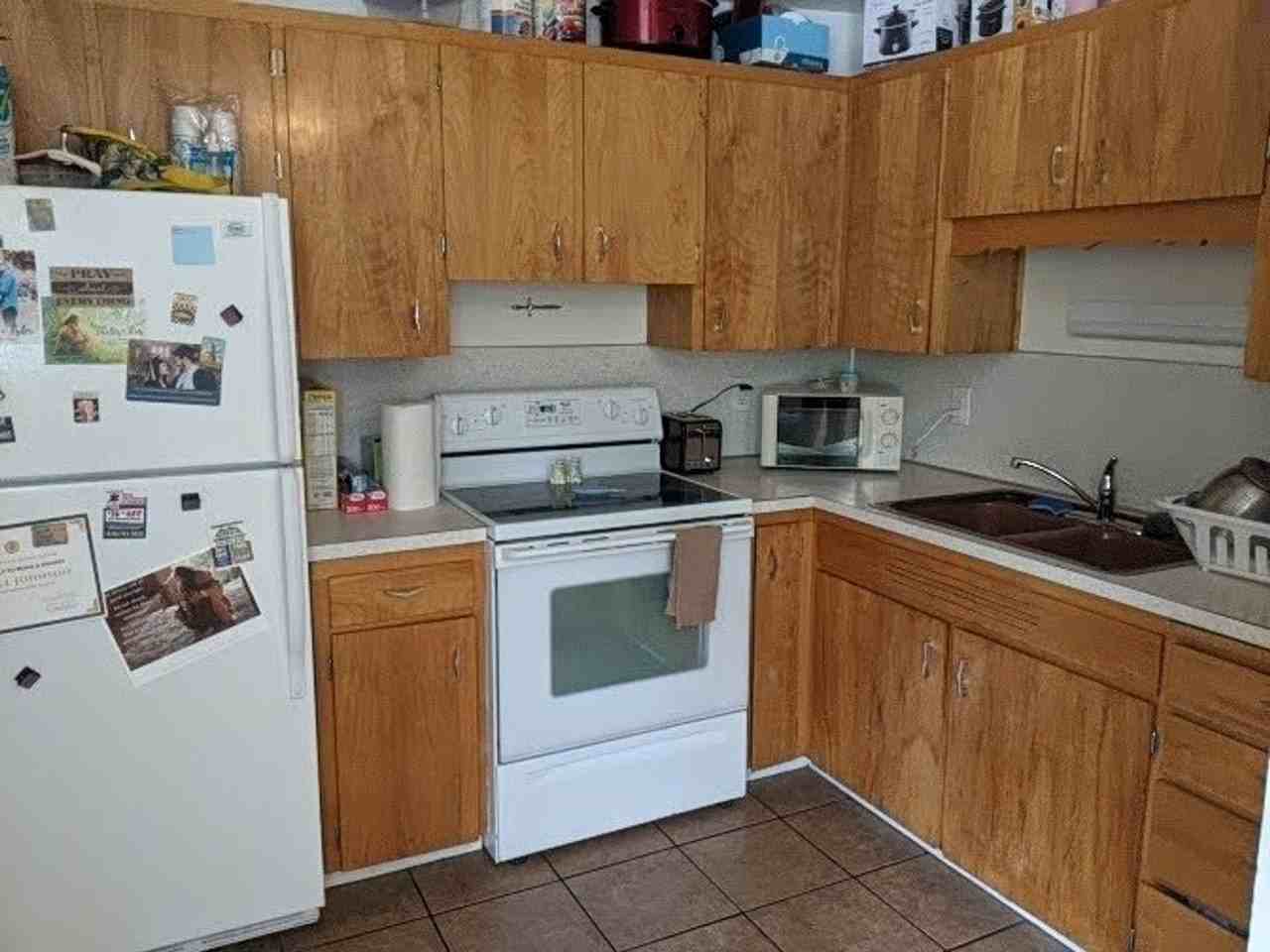 Student Housing - Photo 2 of 18