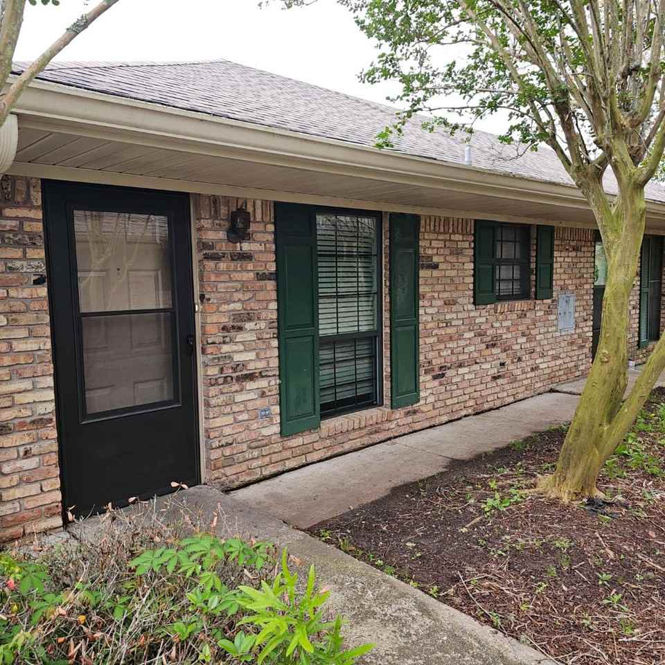 1013 Talbot Ave Apt A - Photo 3 of 20