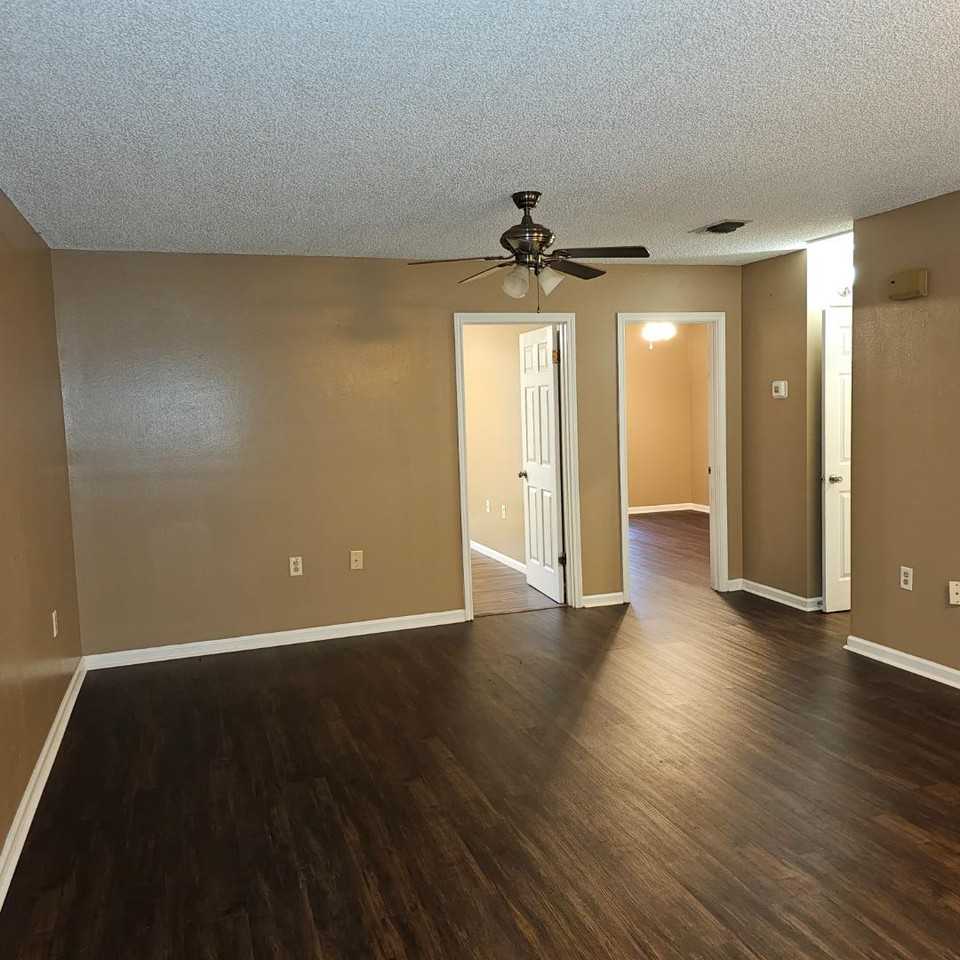 1013 Talbot Ave Apt A - Photo 6 of 20