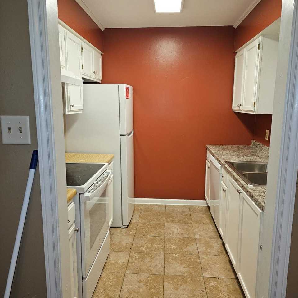 1013 Talbot Ave Apt A - Photo 7 of 20