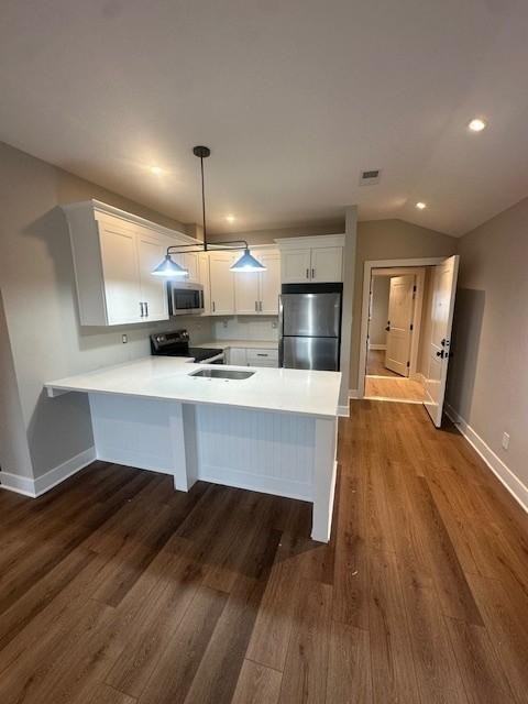 303 Manchester Ave. - Photo 4 of 6