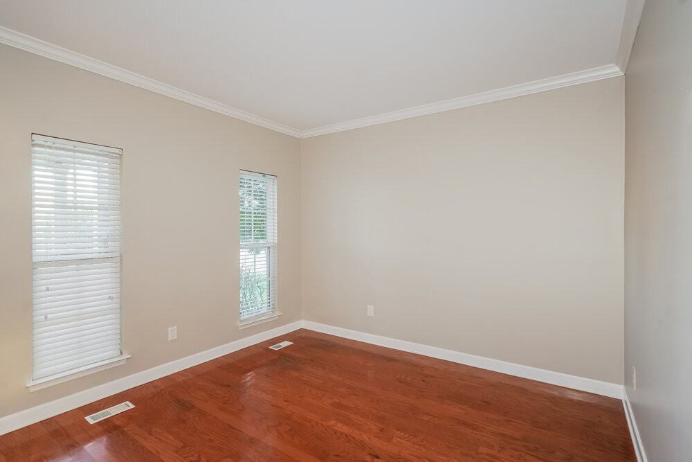 406 Bonita Pkwy - Photo 7 of 20