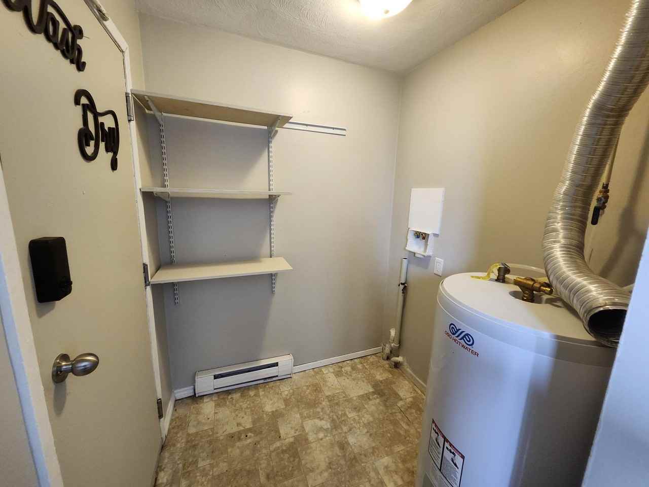 242 Duke Street- 6 #6 - Photo 4 of 14