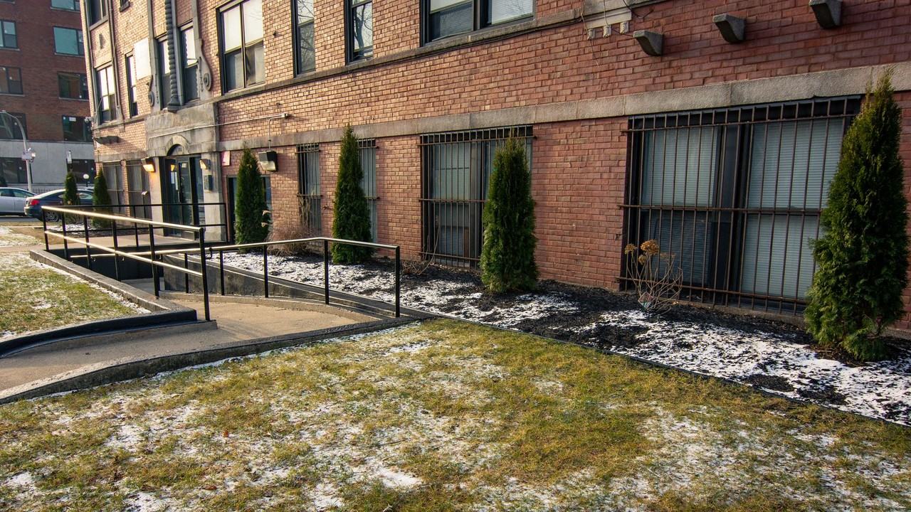 7836 S. South Shore Dr - Photo 2 of 13