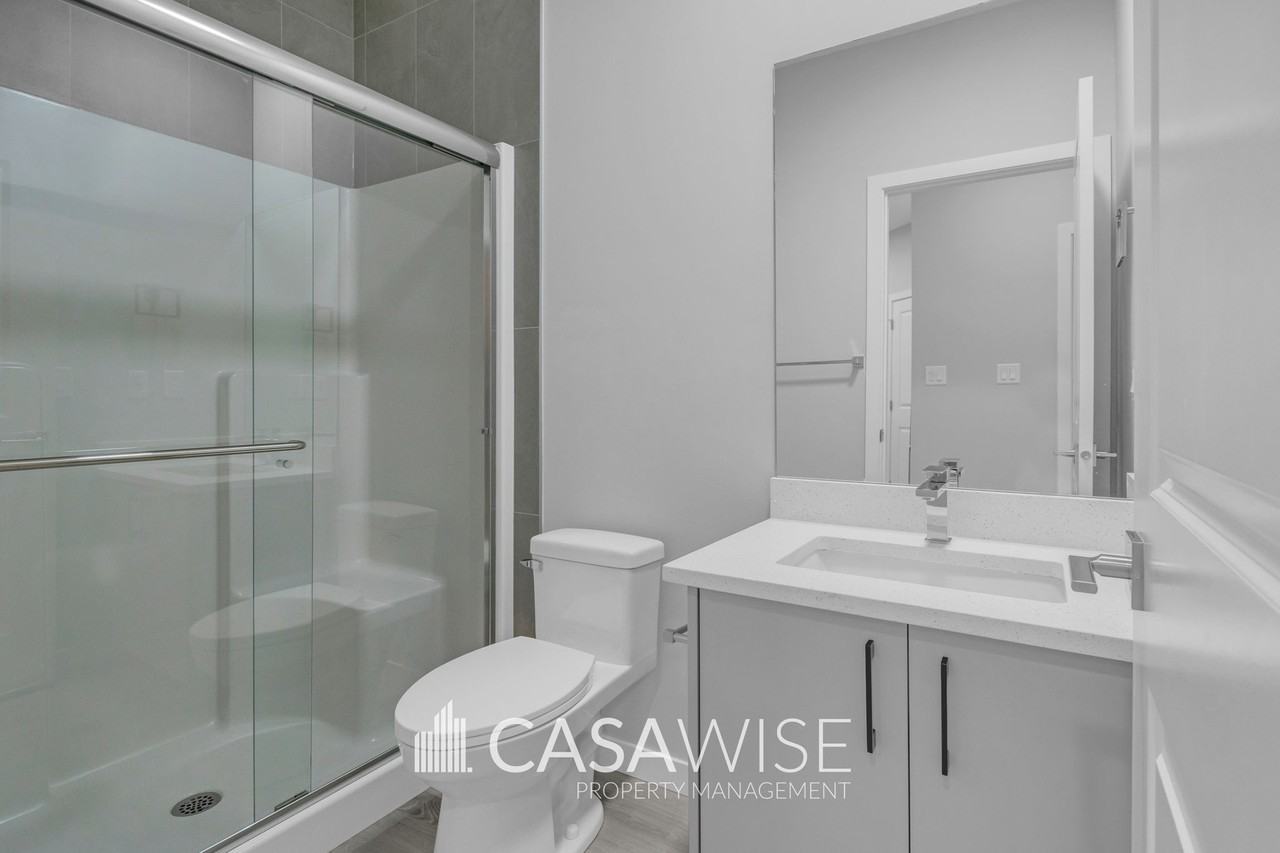 11929 125 St Nw #MAIN - Photo 5 of 28