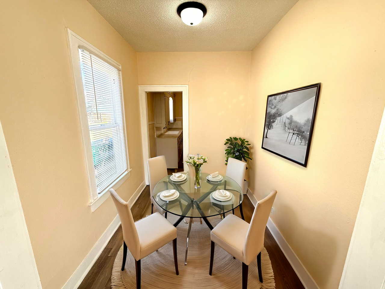 409 Canton - Photo 7 of 24