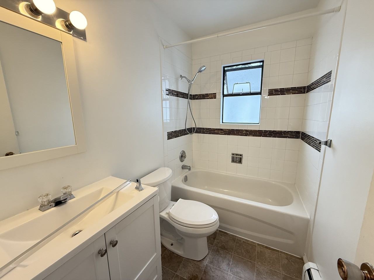 1527 B11 1527 Boundary Crescent #B11 - Photo 6 of 12