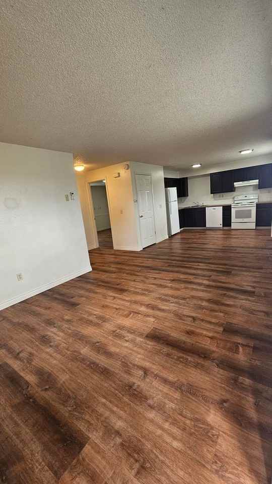 1234 Francis Ave #44 - Photo 3 of 10
