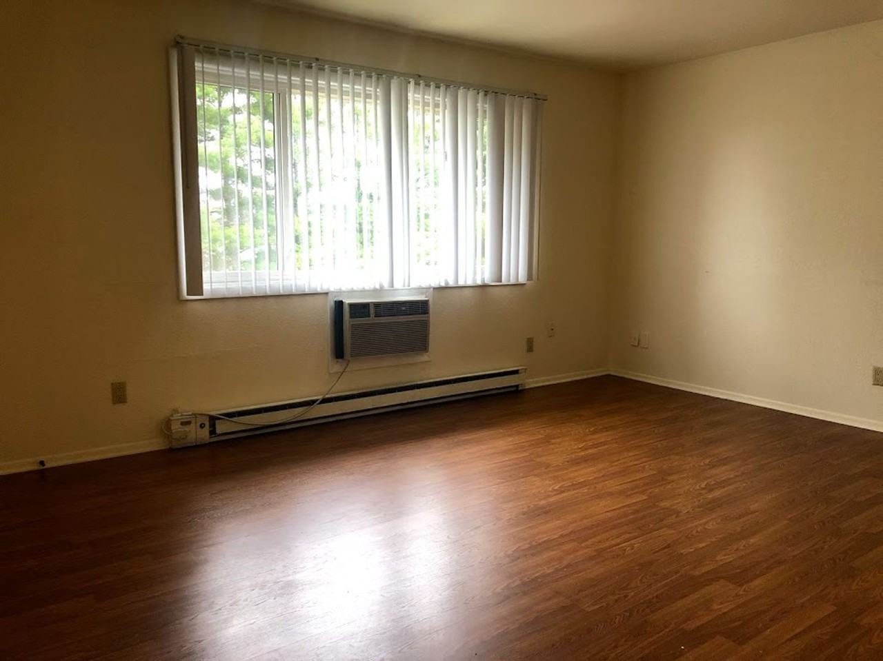 Marathon - 2068 Lilly Street - Photo 2 of 11