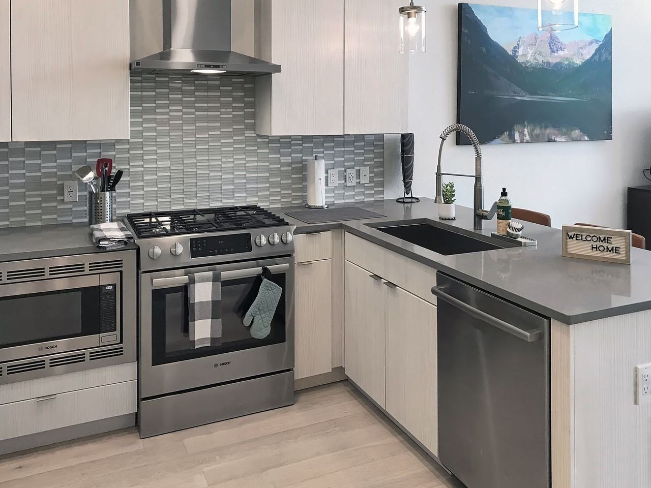 1616 S Broadway #318 - Photo 4 of 26