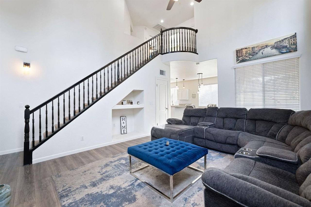 7513 N Trellis Cir - Photo 3 of 27