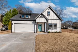 featured image of 104 Garrett St