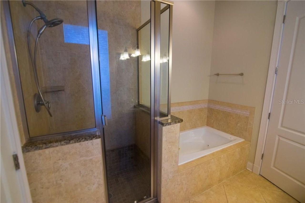 2821 E Central Blvd - Photo 5 of 12
