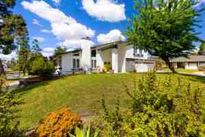 featured image of 1652 N Pala Pl