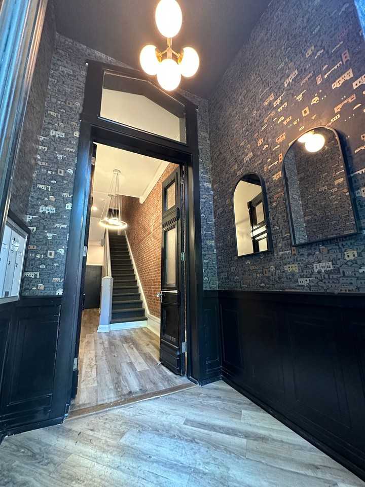 331 S 12th St Apt 2r #2R - Photo 3 of 11