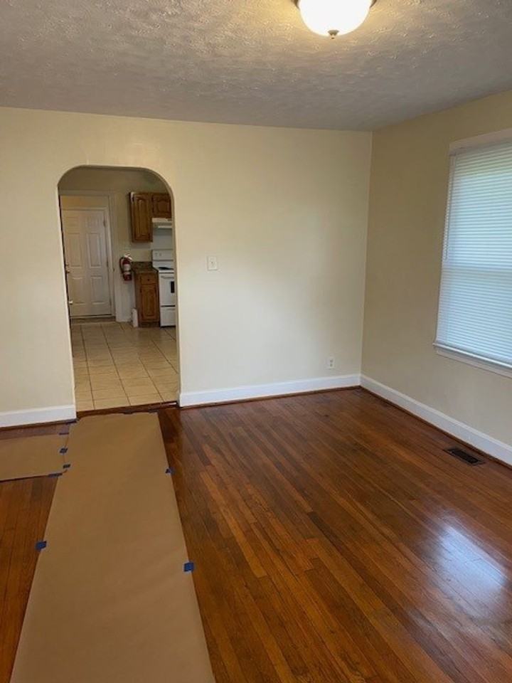 2863 Stockton St - Photo 2 of 9