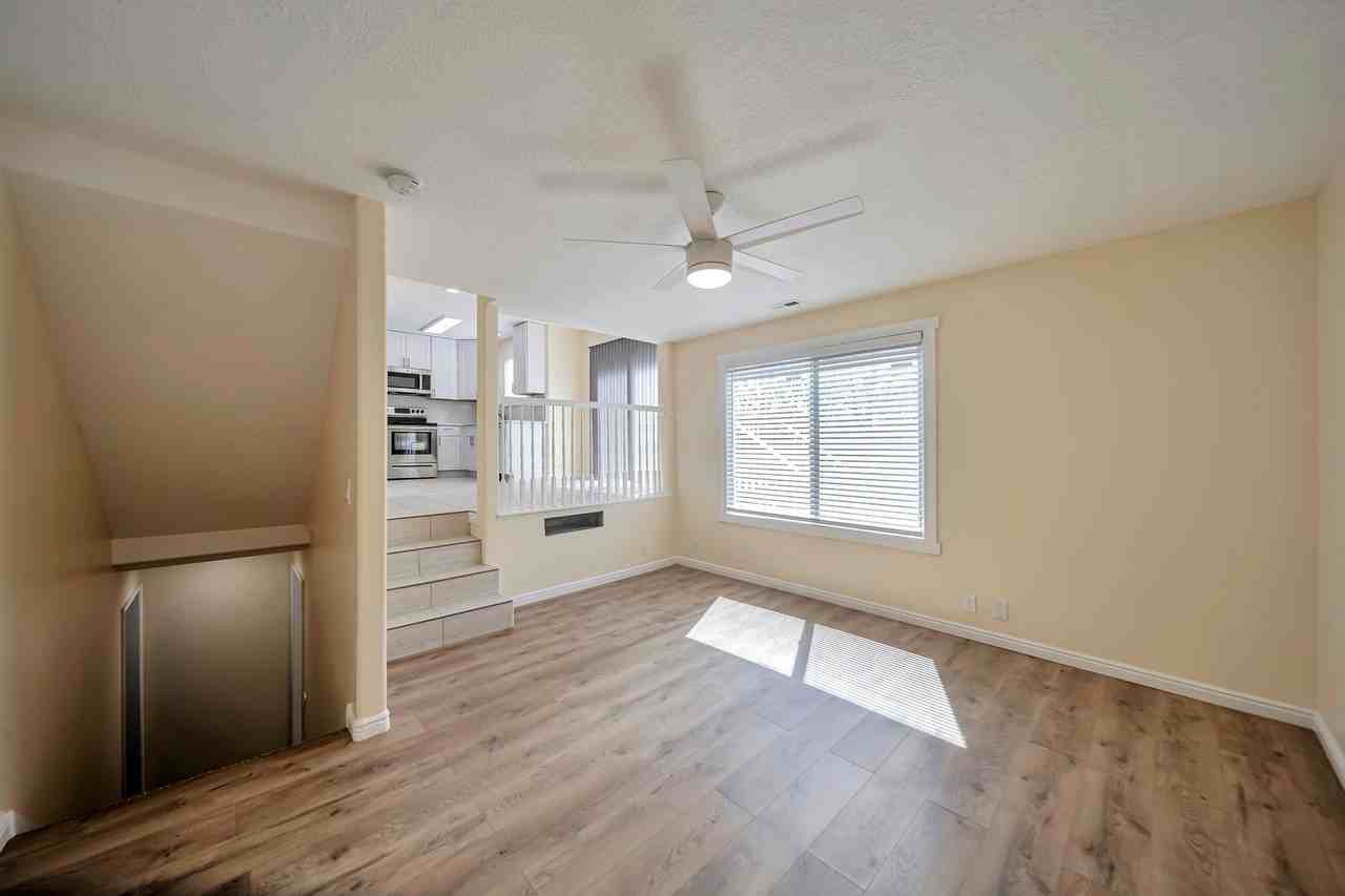 2255 W Red Robin Rd - Photo 7 of 26