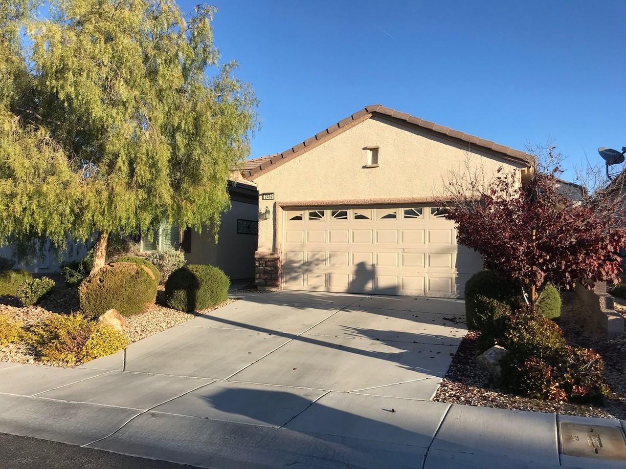 2452 Cosmic Ray Pl - Photo 2 of 16