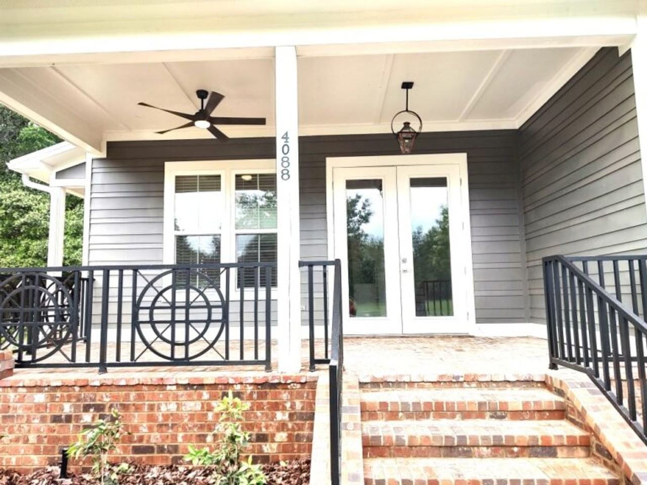 4088 Biltmore Ave - Photo 3 of 48