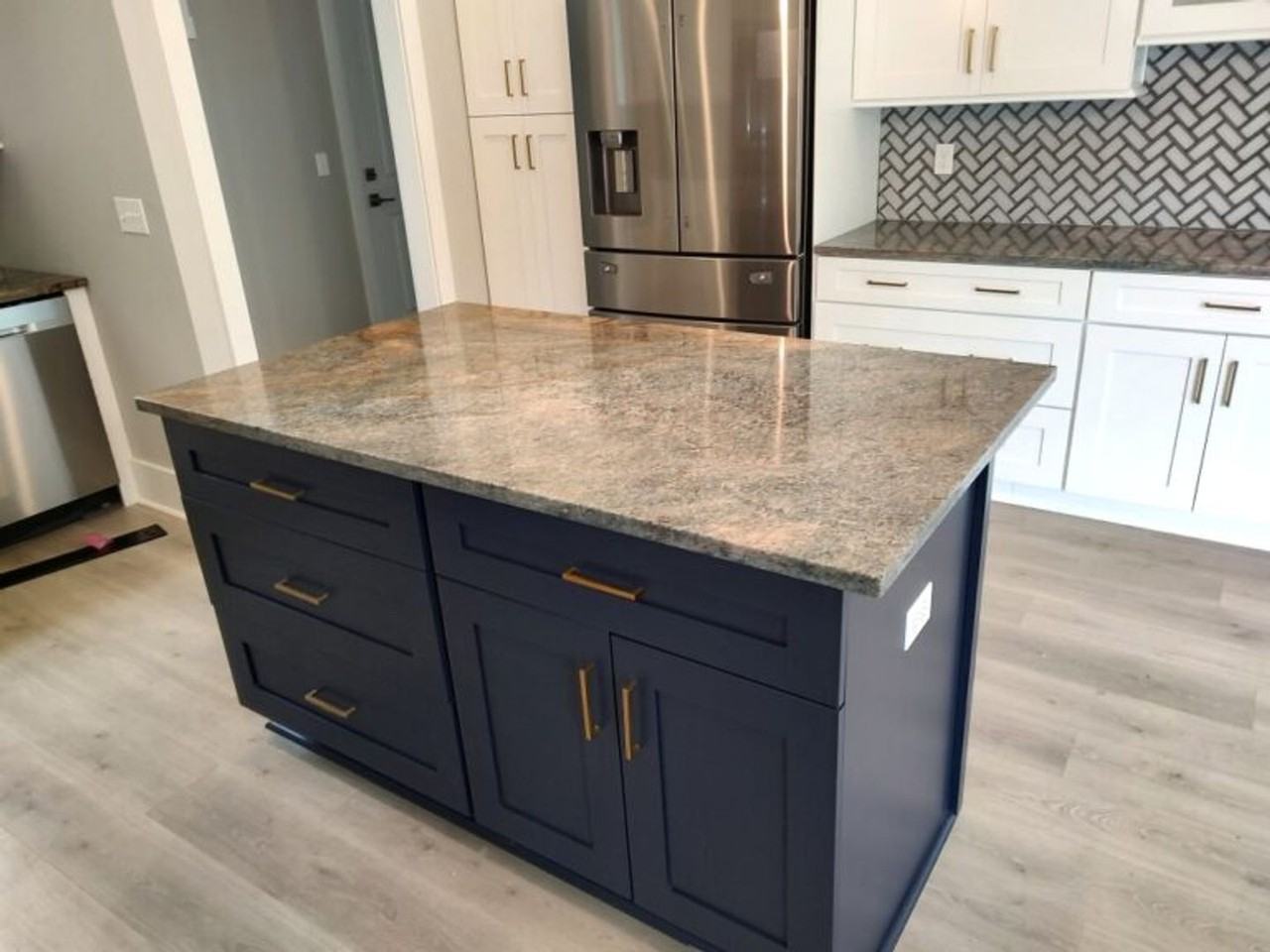 4088 Biltmore Ave - Photo 5 of 48