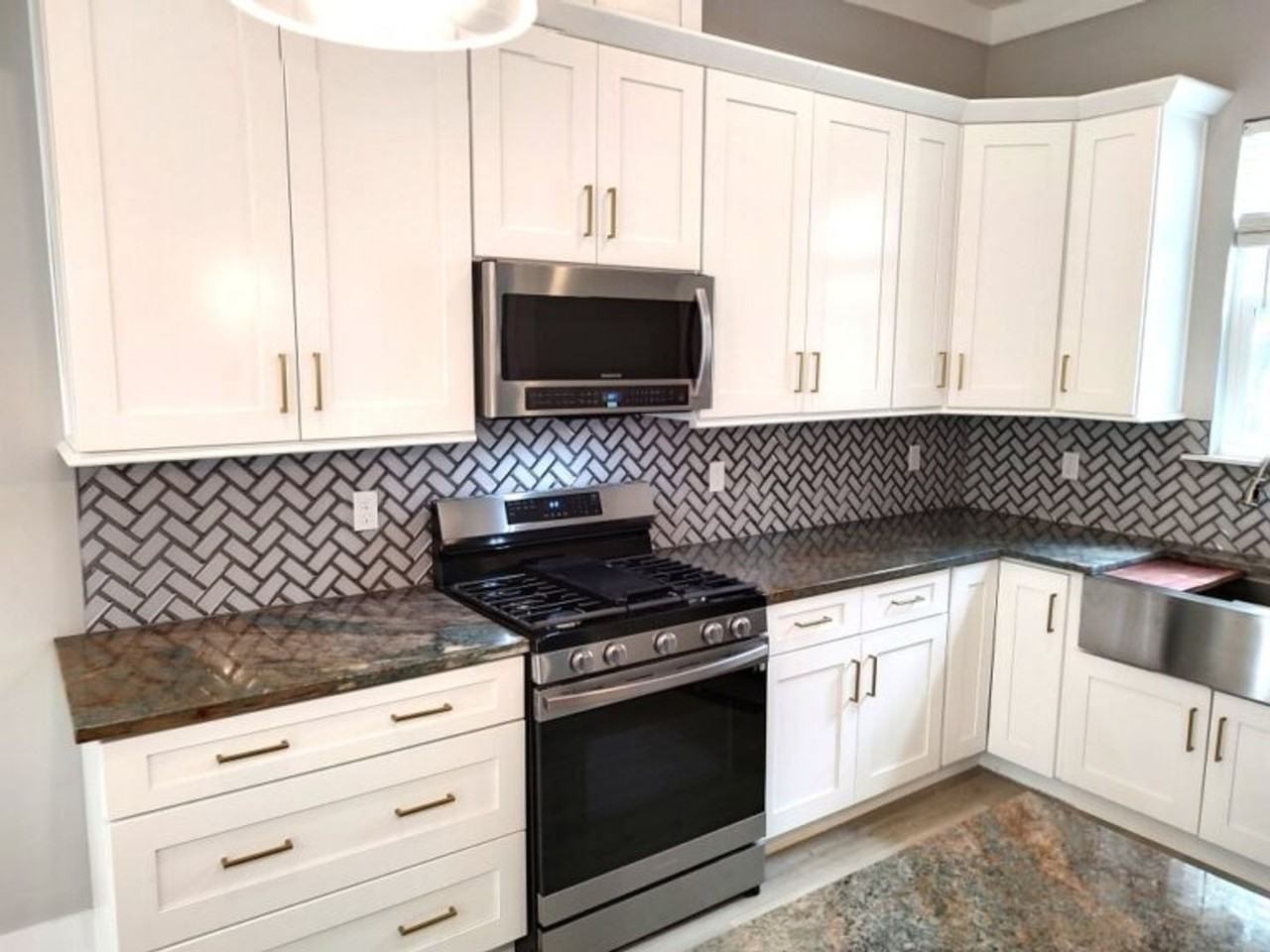 4088 Biltmore Ave - Photo 6 of 48