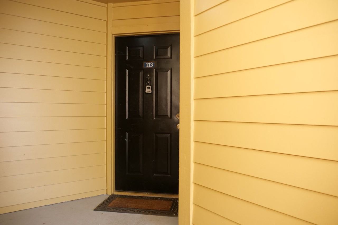 409 Summit Ridge Pl - Photo 2 of 16