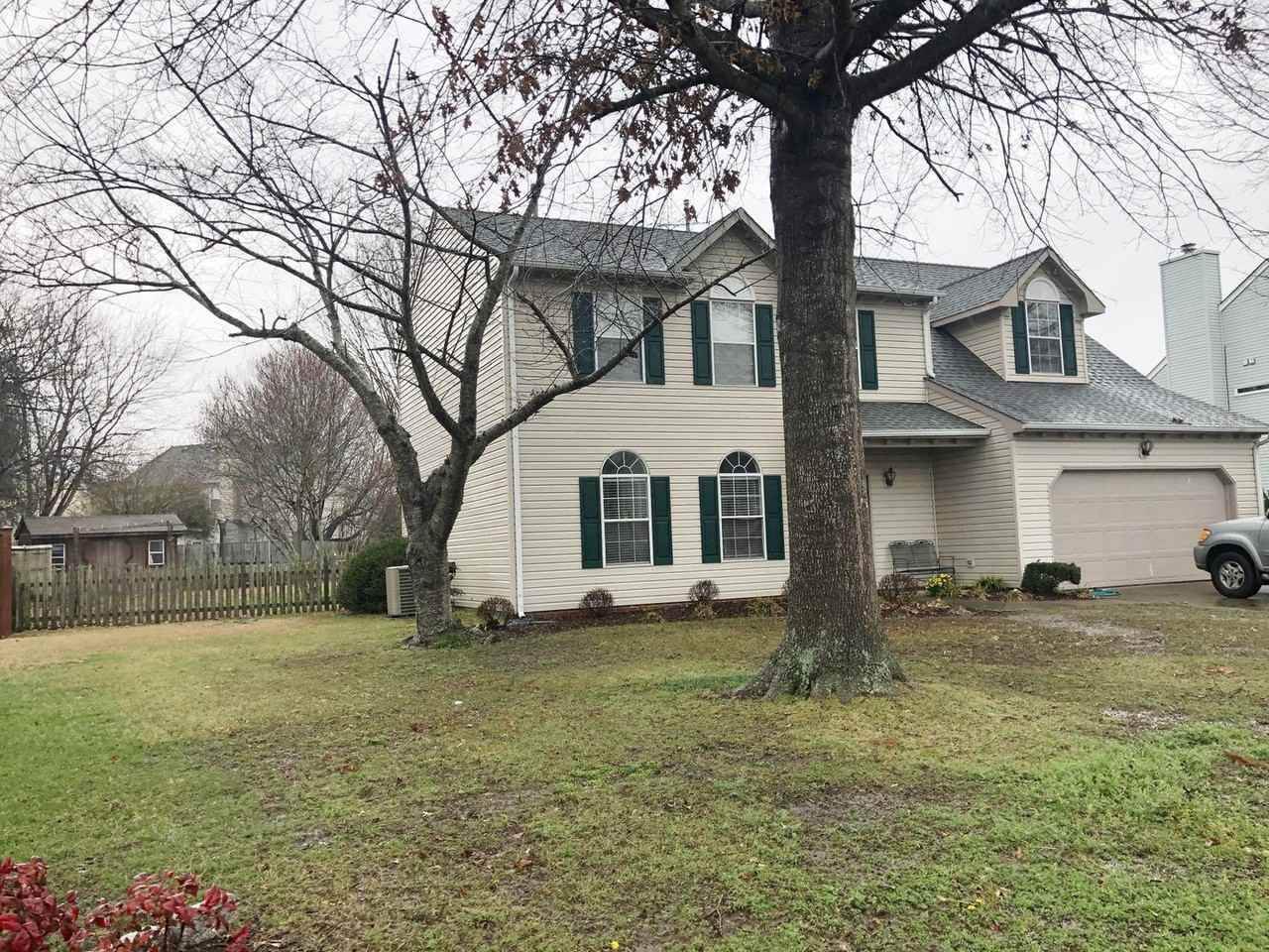 702 Aspinock St - Photo 2 of 22