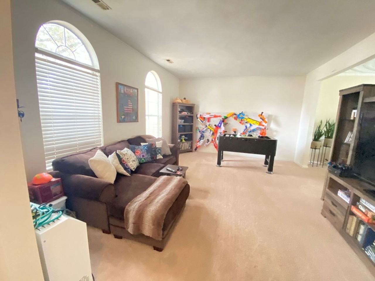 702 Aspinock St - Photo 3 of 22