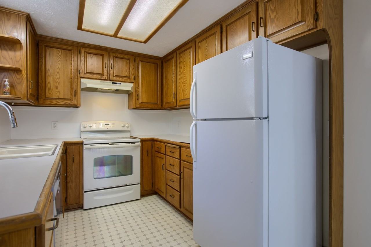 15106 Normandy Blvd - Photo 6 of 25