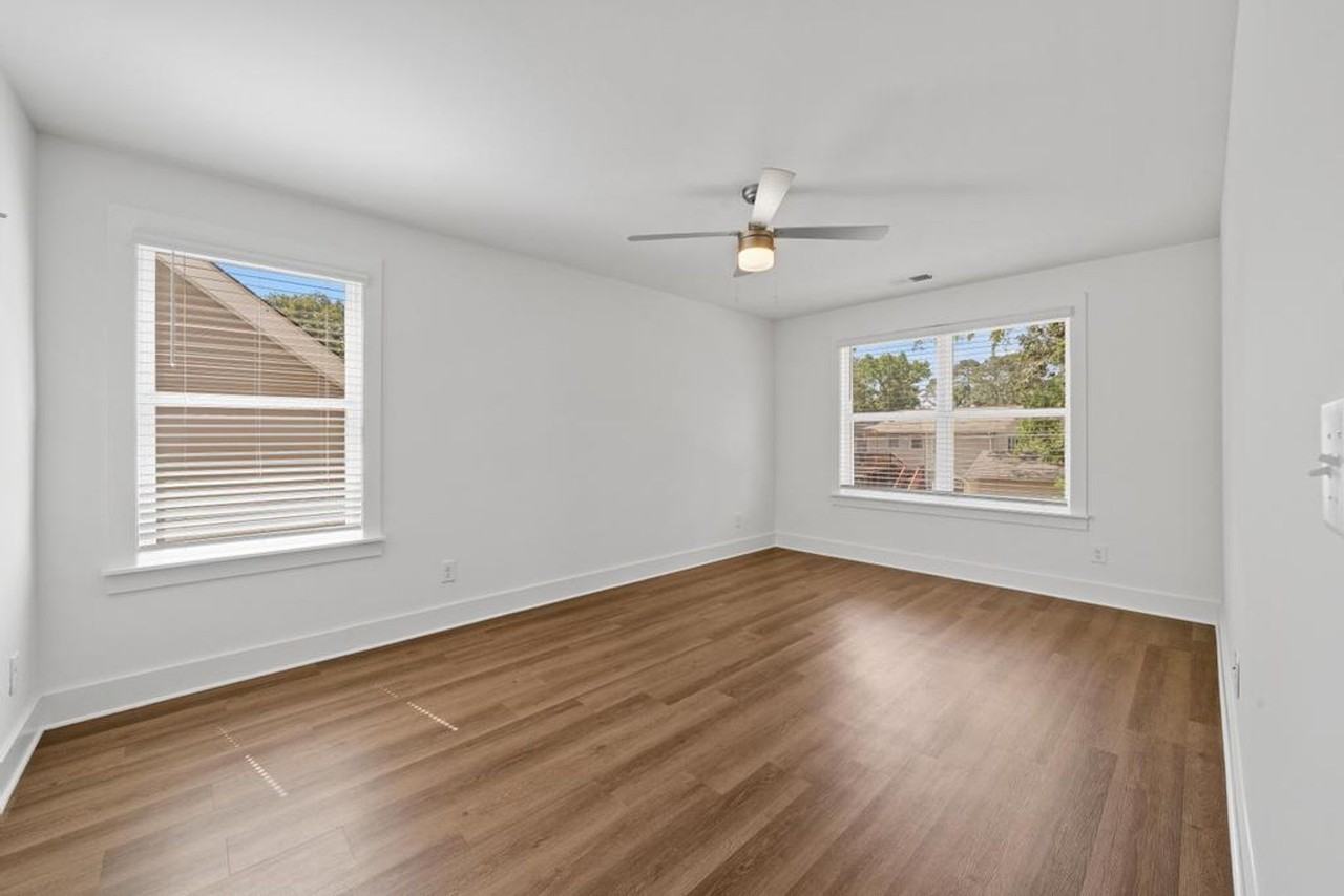 140 Patton Way - Photo 3 of 40