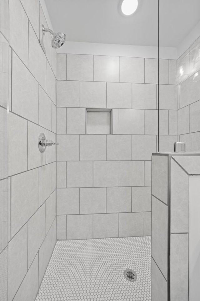 140 Patton Way - Photo 7 of 40