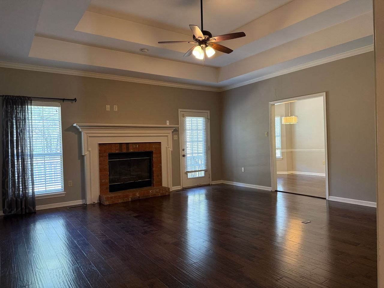 14306 Westbury Dr - Photo 2 of 20