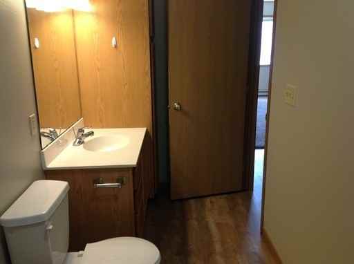 Northwest Apartments 3553 - Photo 7 of 11