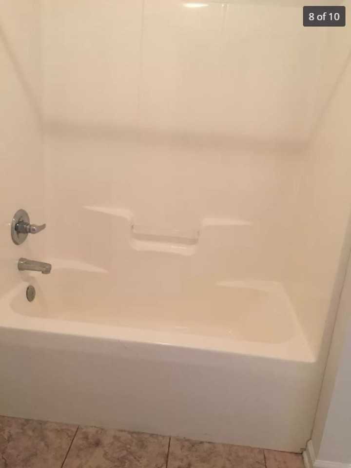 ZSS - 1524 Hudson St #1 - Photo 7 of 8