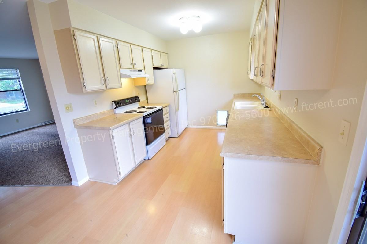 2018 Lexington Ct - Photo 3 of 20